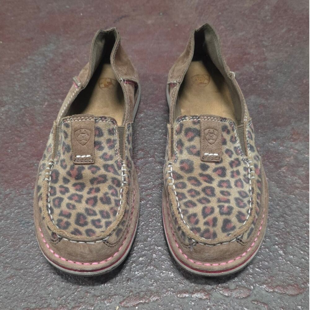 Ariat Cruisers Women US 6.5 B Brown Leopard Shoe Loafer Suede slipon discontinue - Picture 2 of 9